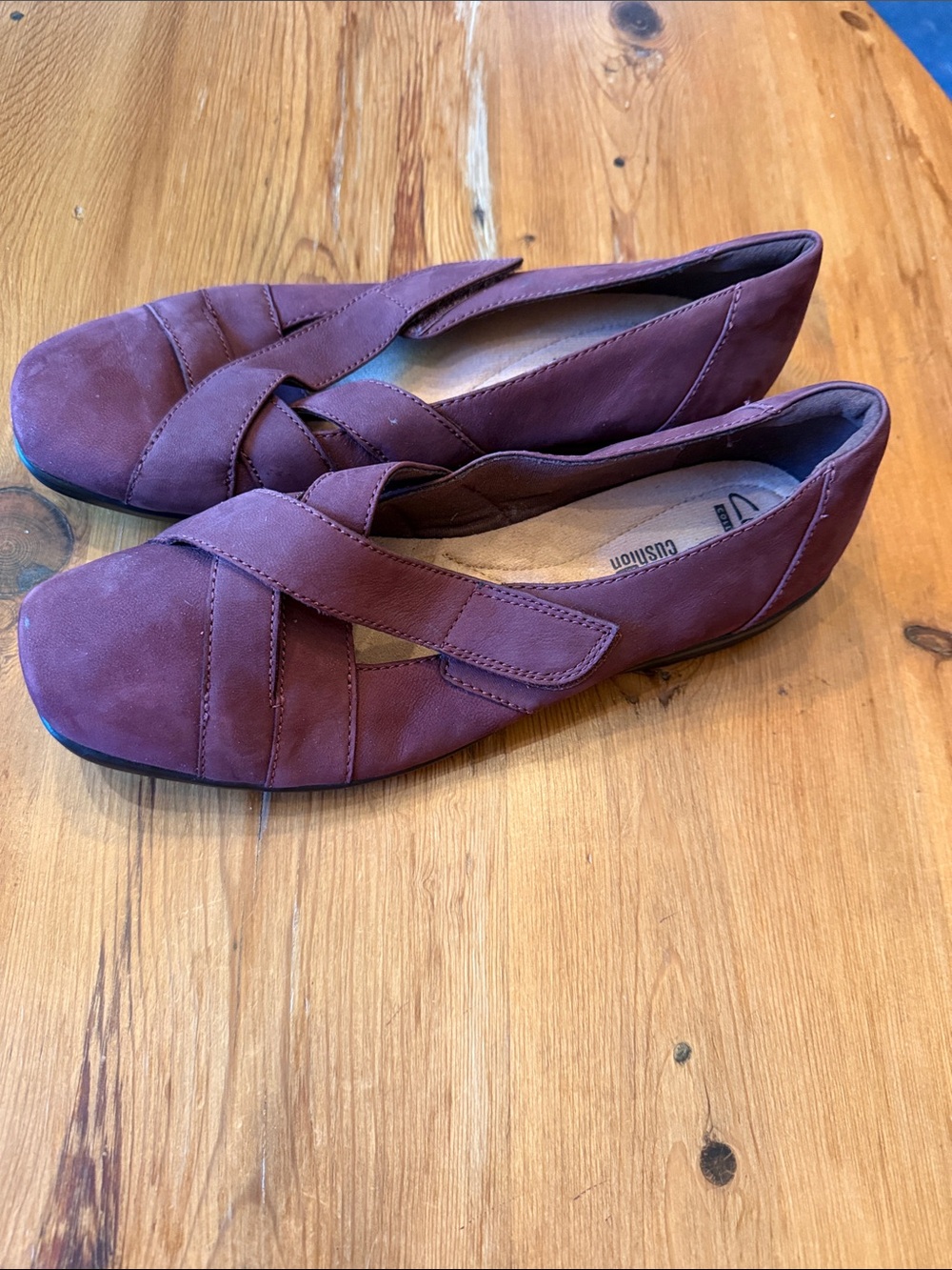 Clarks Women's Slip-On Flats in Burgundy Plum